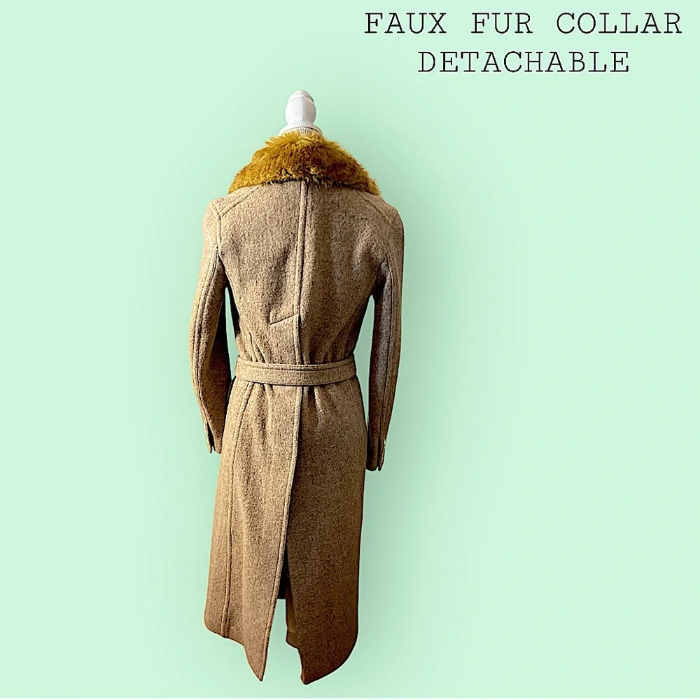 Helmut Lang Tan Trench Coat with Gold Fur Collar - Picture 2 of 16